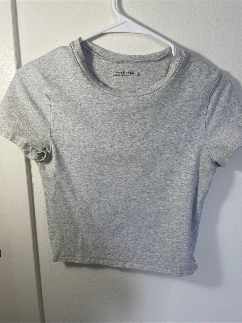 Abercrombie & Fitch Heather Gray Short Sleeve Crew Tee